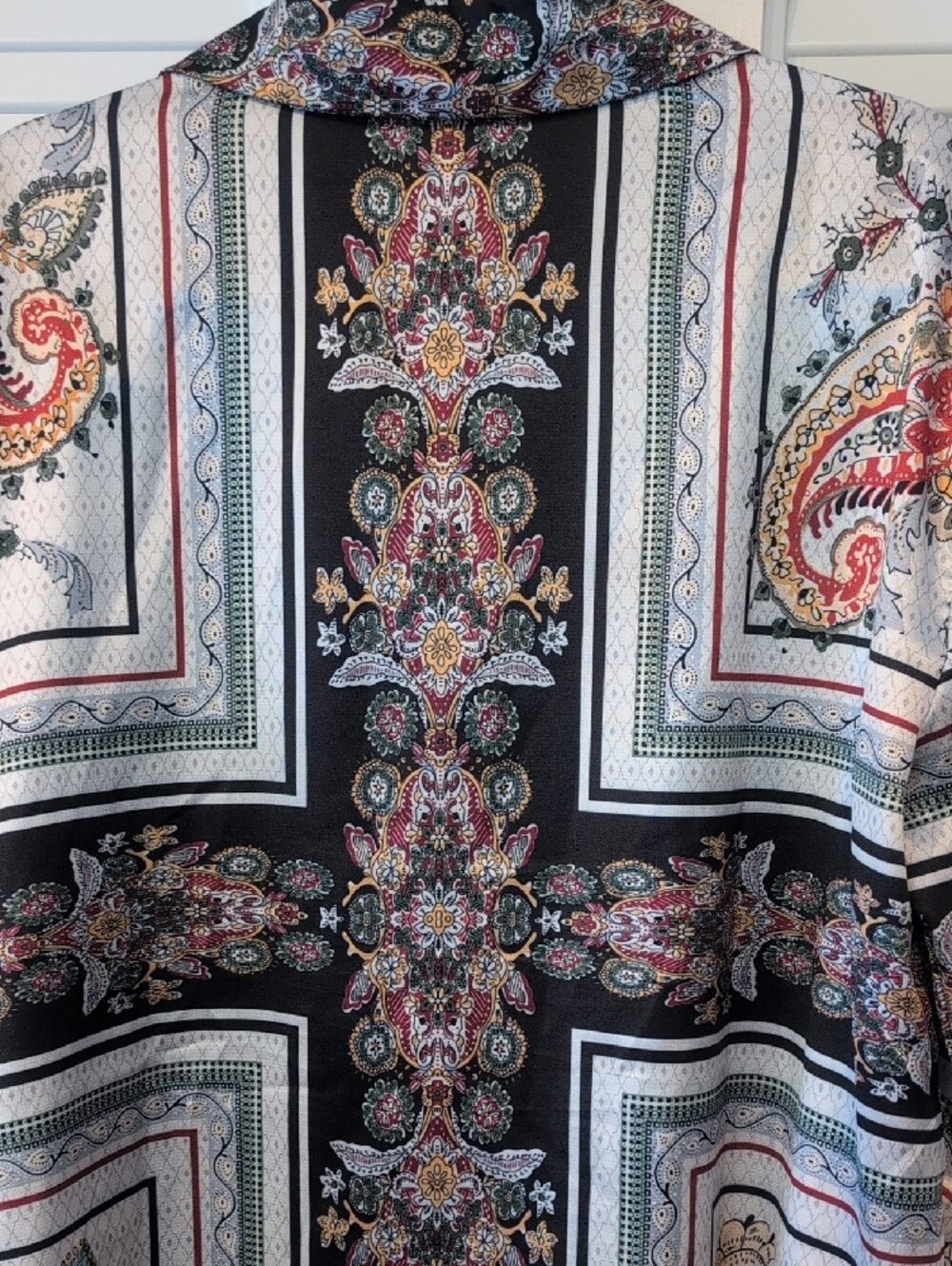 Umgee Black Multicolor Paisley & Geometric Button Blouse Size XL NWOT - Picture 4 of 8